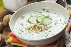 Tarato (Cold Yogurt Soup)